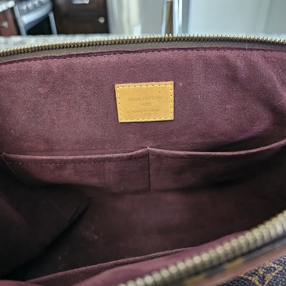 Louis Vuitton Retiro - Picture 9 of 13